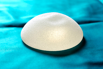 implante de seno texturizado